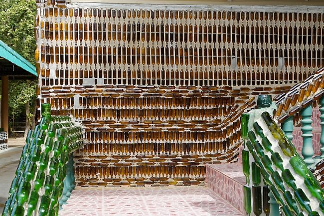 Wat Pa Maha Chedi Kaew-011